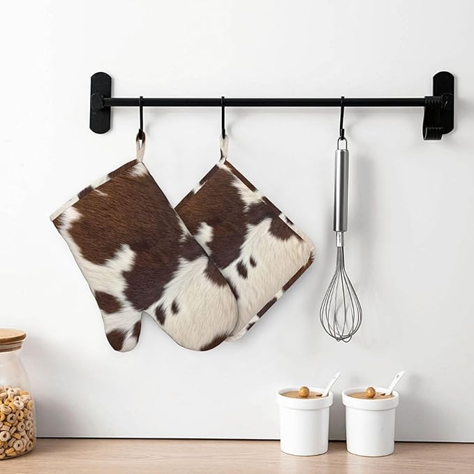 Cow Print Oven Mitts and Pot Holders Set Silicone Heat Resistant Brown Cowhide Western Farmhouse Kitchen Gloves Set Cow Print Kitchen Mittens Pot Holders for BBQ Cooking Baking Grilling