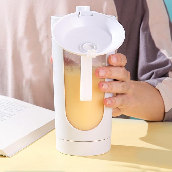 Portable Blender, 700ML 12 Blades Rechargeable Mini Juicer Cup Travel Blender with Magnetic Lock for Gym Home Office Sports Outdoor (White)