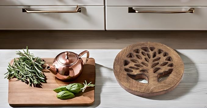 Handmade Wooden Trivet For Hot Dishes Plates & Pots Holder Hot Pad For Kitchen & Dining Table Decor Cookware Heat Resistant Rustic Decorative Carvings Tabletop Home & Dining Table Essentials (Antique)