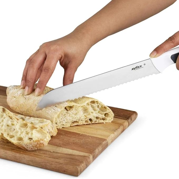 Zyliss Comfort Bread Knife, 20.5cm/8in, Japanese Stainless Steel, Serrated Edge, Non-Slip Handle, Includes Cover for Safety, Black/White, Professional Kitchen Knife, Dishwasher Safe