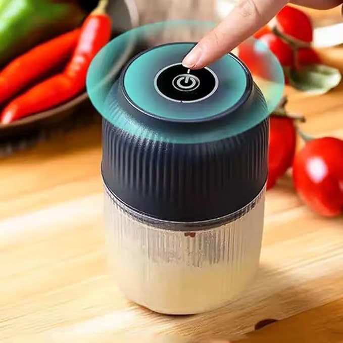 Electric Garlic Chopper, Mini Portable Veggie Chopper, 2026 New Small Garlic Chopper Mincer, USB Rechargeable, Wireless Veggie Grinder, For Mashing Onion, Garlic, Chili, Ginger (White, 3 blades)