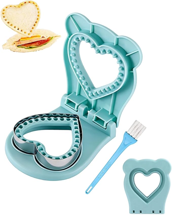 CHICHAUS Uncrustable Sandwich Maker,Sandwiches Pocket Circle Shape 3.7Inch Sandwich Cutter and Sealer,Sandwich Cutter for Kids Breakfast and lunchboxes (Heart Blue)