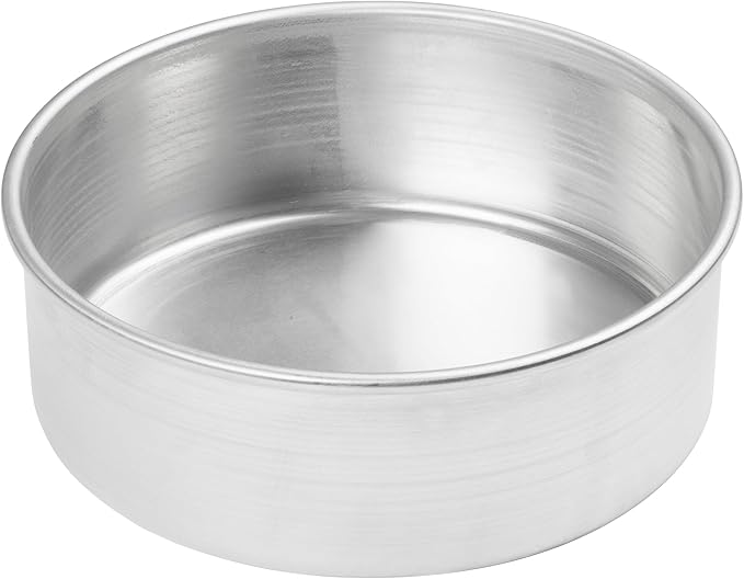 Winco Heavy-Duty Round Aluminum Layer Cake Pan, 8" x 3"