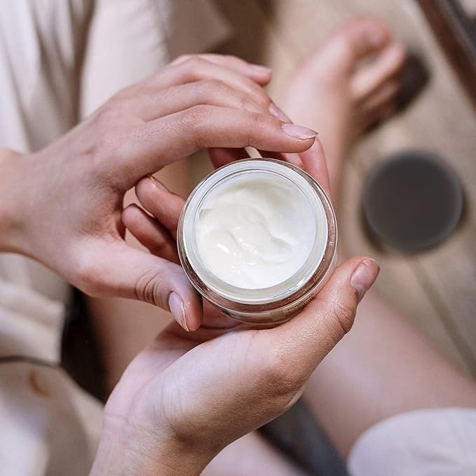 2 oz Glass Jars with Lids, Hoa Kinh 24 Pack Air Tight Leak Proof Small Clear Transparent Cosmetic Glass Jars - White Inner Seal Lid for Handmade Lotions, Creams, Body Butter, Candle, Crafts Storage