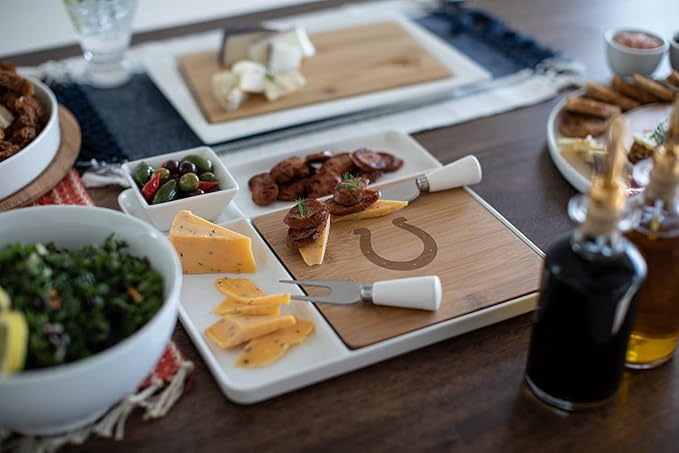 Picnic TIME NFL Peninsula Cutting Board & Serving Tray - Cheese Board - Charcuterie Board - Appetizer Plate, Bamboo & White Ceramic