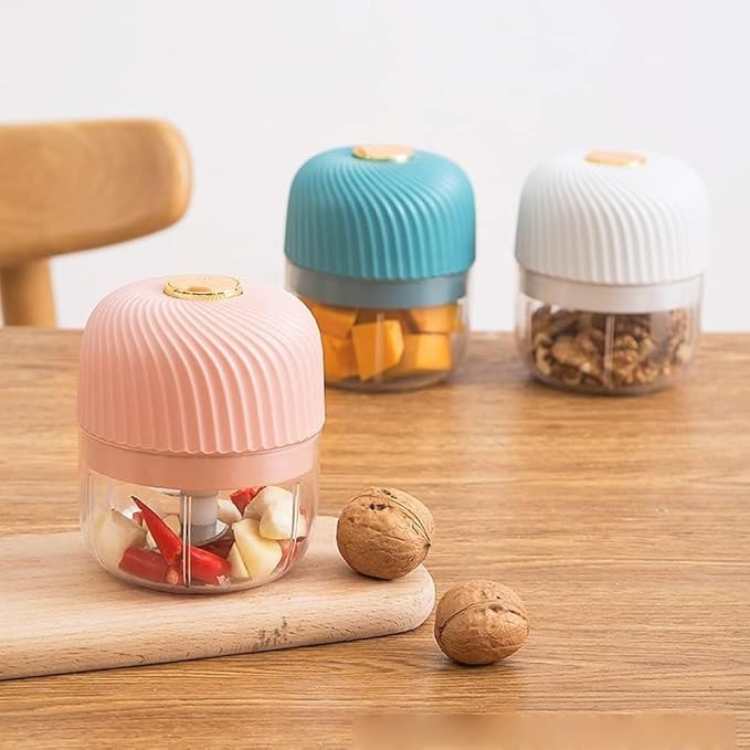 250ml Electric Garlic Chopper, Mini Food Processor Masher Crusher, Garlic Grinder with USB Charging for Onion Ginger Vegetable Pepper Spice Meat (Gray : Pink)