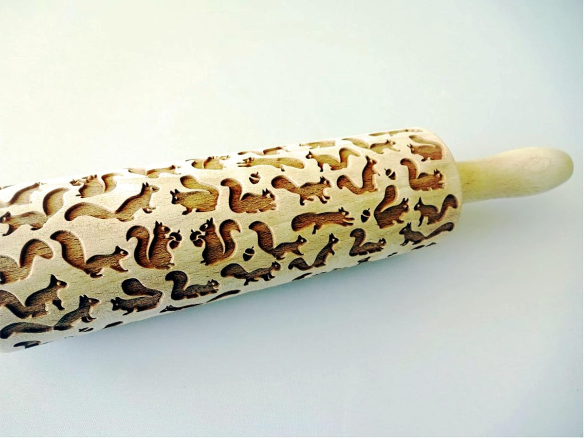 FUNNY SQUIRRELS PATTERN EMBOSSING ROLLING PIN LASER ENGRAVED ROLLING PIN WITH SQUIRRELS for EMBOSSED COOKIES