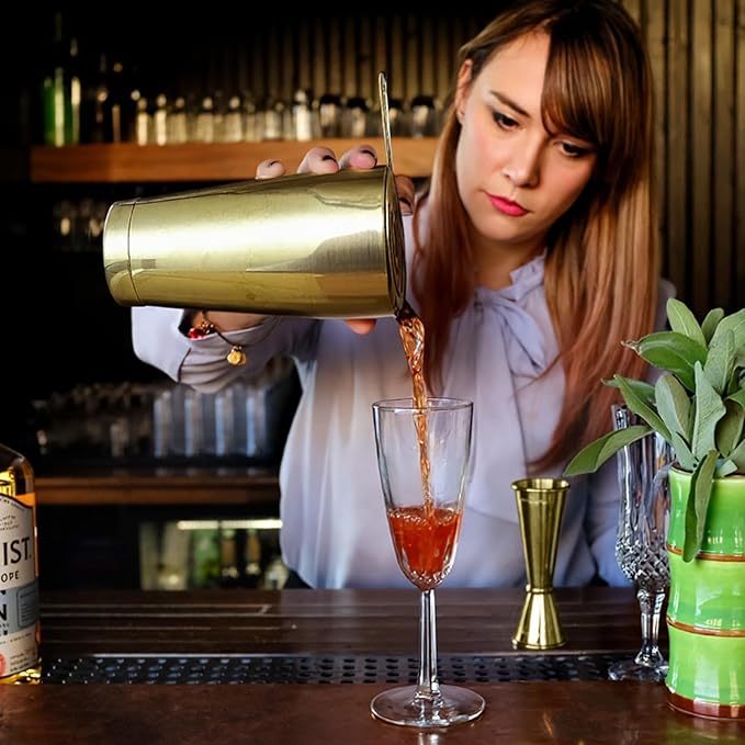 Mwellewm Cocktail Shaker Boston Shaker Set 15 Pcs Professional Bartender Kit Bar Shaker Stainless Steel Drink Shaker Bartending Beginner Martini Shaker Tin Mixed Alcohol Shaker Tool(Gold)