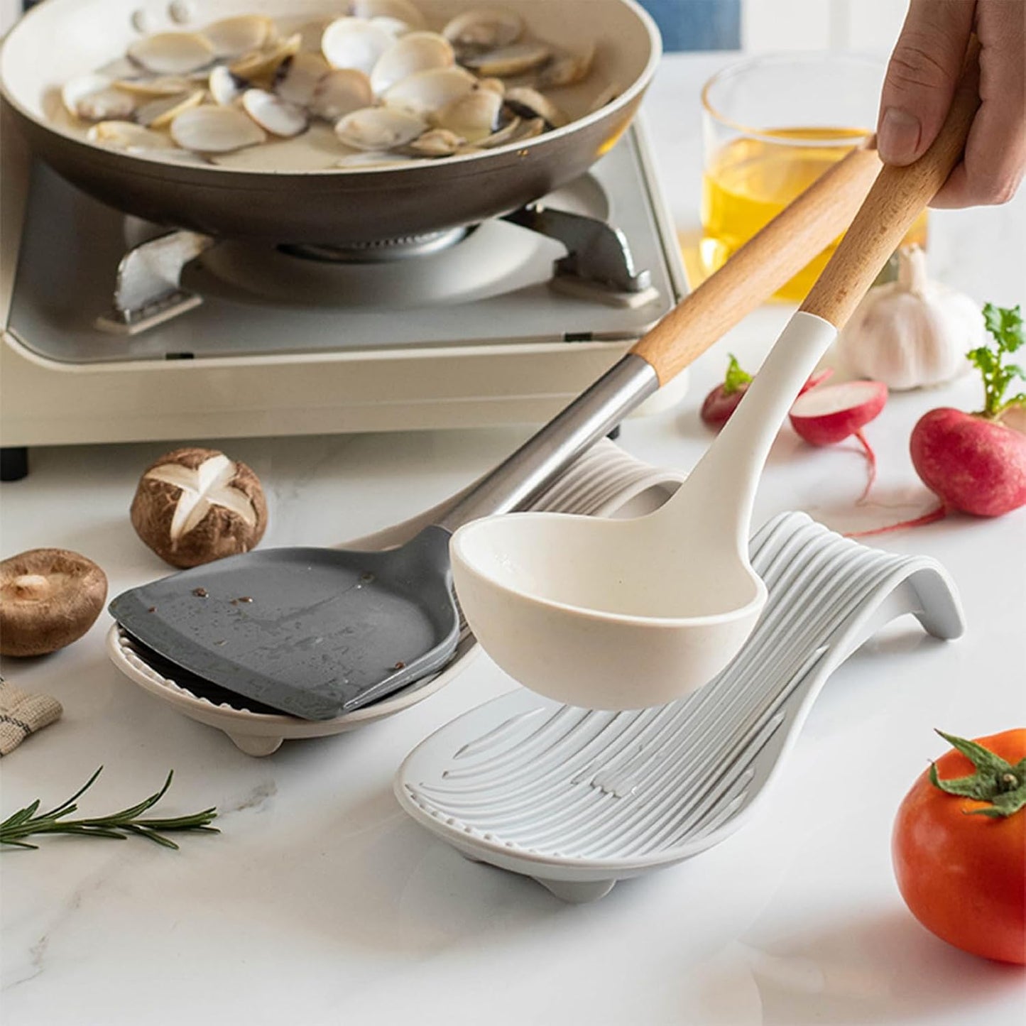 Stove Top Spoon Rest - Heat Resistant & Non-Slip Silicone Holder for Kitchen Counter, Large Cooking Utensil Res (Light Gray)