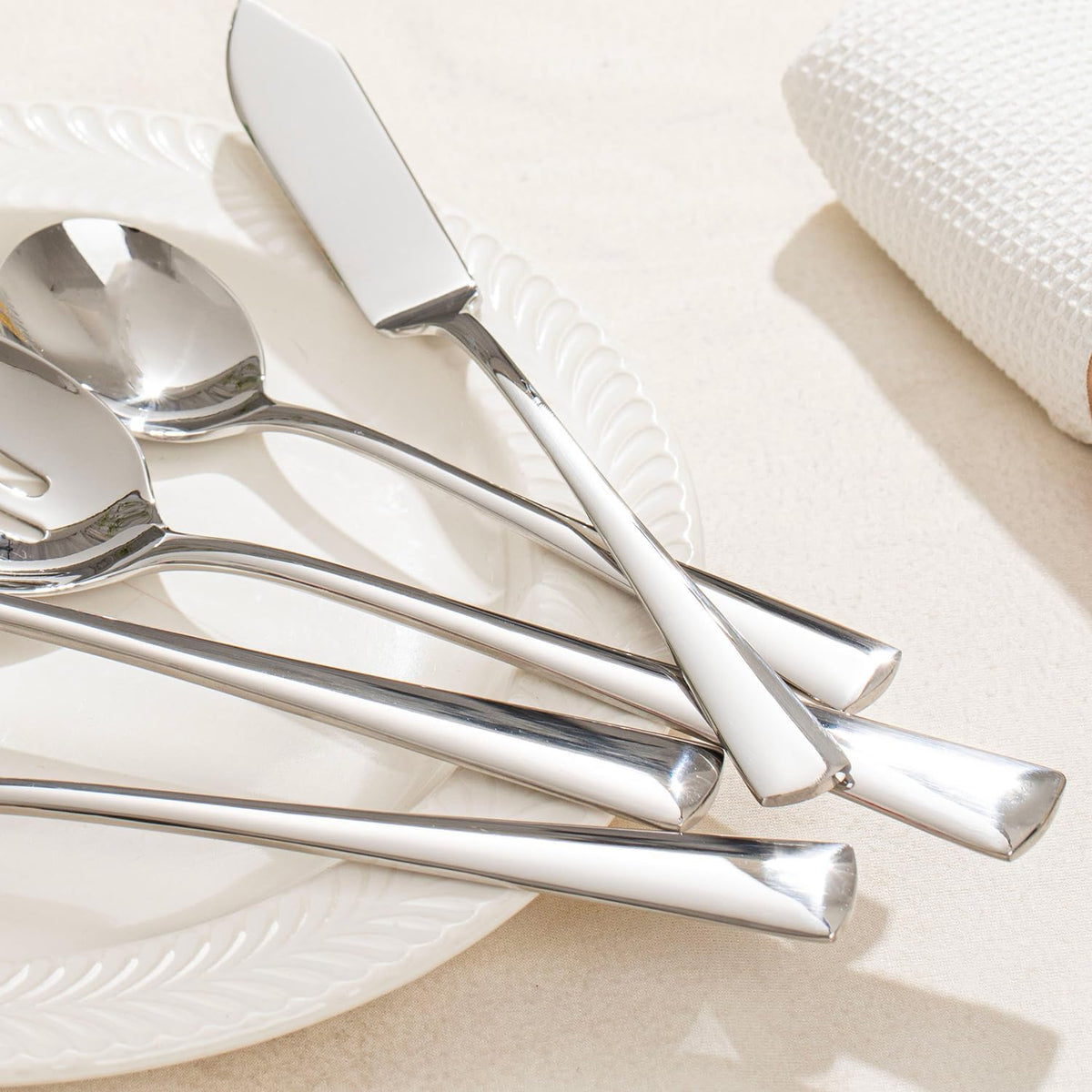 KINGSTONE 12 Piece Serving Utensils Set, 18/10 Stainless Steel Serving Utensils, Slotted Spoon, Fork, Tong, Soup Ladle, Cake Server, Butter Knife and Sugar Spoon for Buffet, Parties, Kitchen