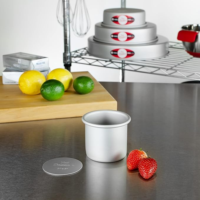 Fat Daddio's Round Cheesecake Pan, 3 x 3 Inch, Silver