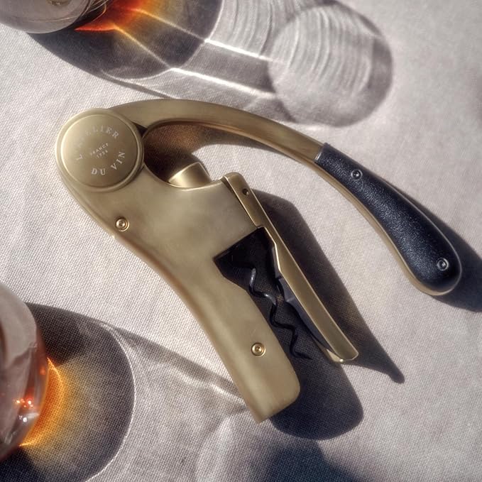 L’Atelier du Vin Oeno Motion Gold Nomad Lever Corkscrew Gift Set - Luxury Sommelier Wine Bottle Opener with Premium Black Leather Case Wine Tasting, Emblematic Wine Key Designed In France
