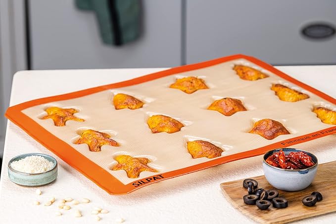 Silpat The Original Holiday Treats Baking molds, 11 5/8" x 15 3/4"