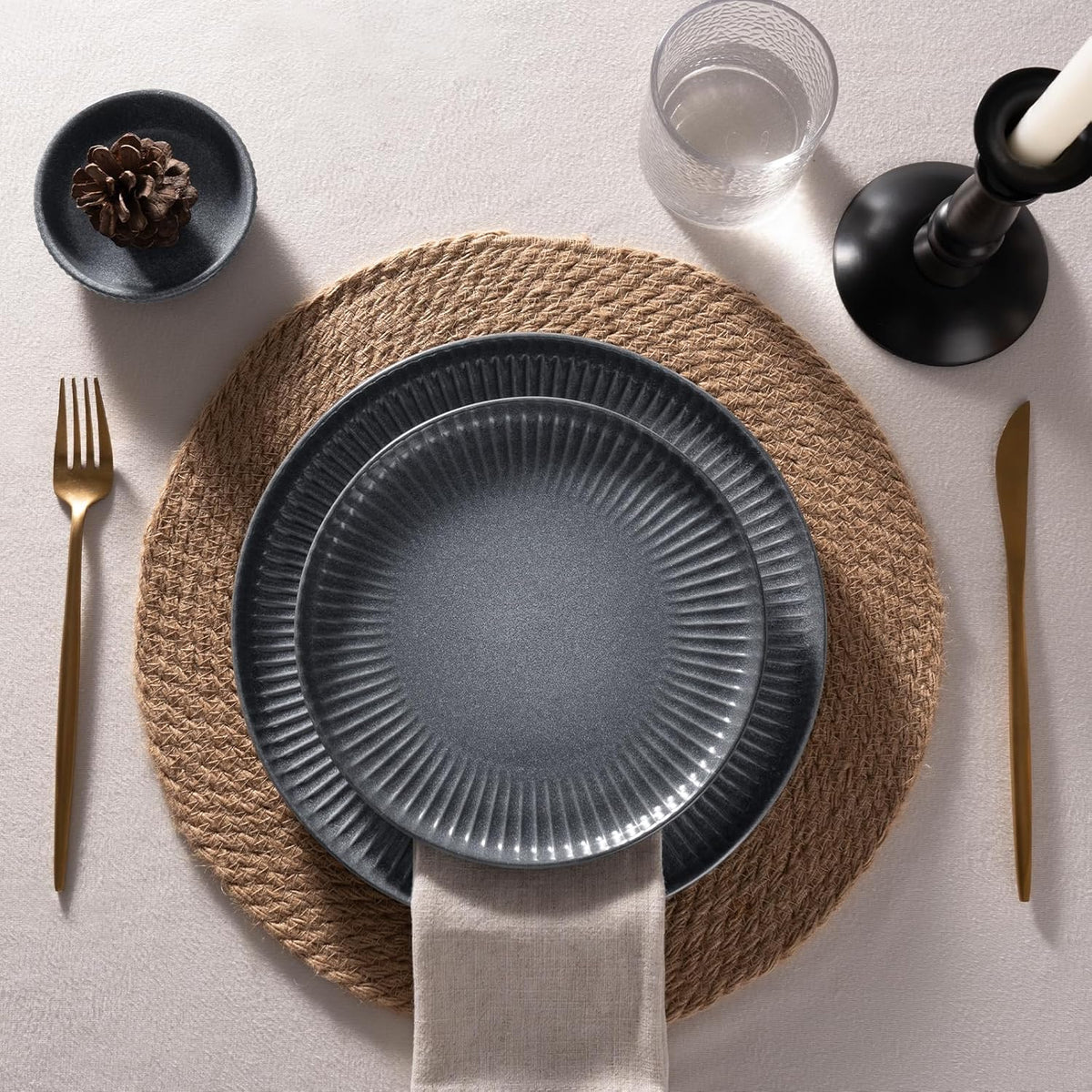 Famiware Starlight Dinnerware Sets, Plates and Bowls Dish Set of 4 (12 Pieces), Ribbed Textured Tableware - Dishwasher & Microwave Safe, Chip Resistant, Reactive Glaze, Matte Midnight Grey