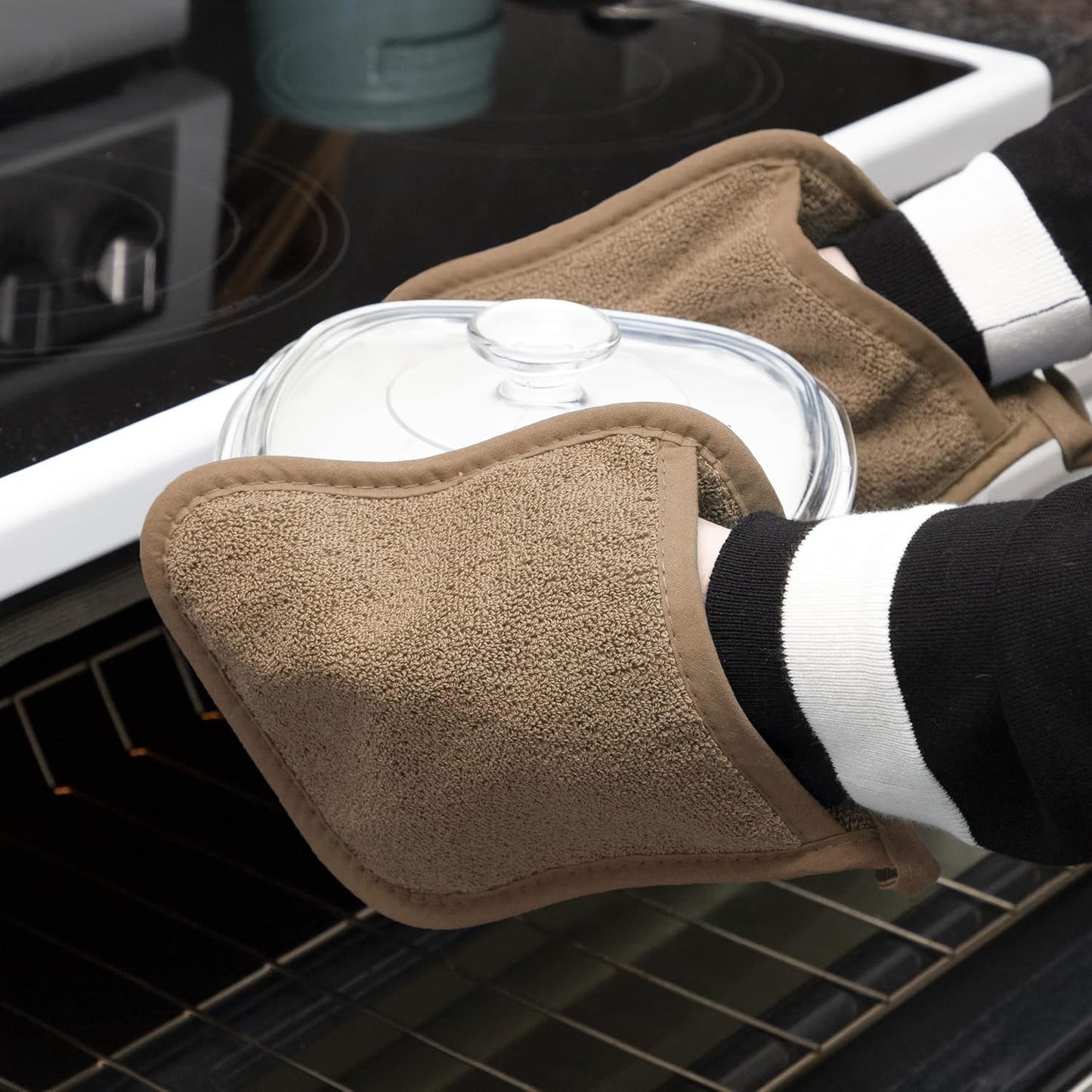 RITZ Terry Pocket Mitt & Hot Pad: Unparalleled Heat Resistant, Durable 100% Cotton,Ergonomically Designed for Optimal Grip, Easy-Care Machine Washable 2-Pack, Mocha