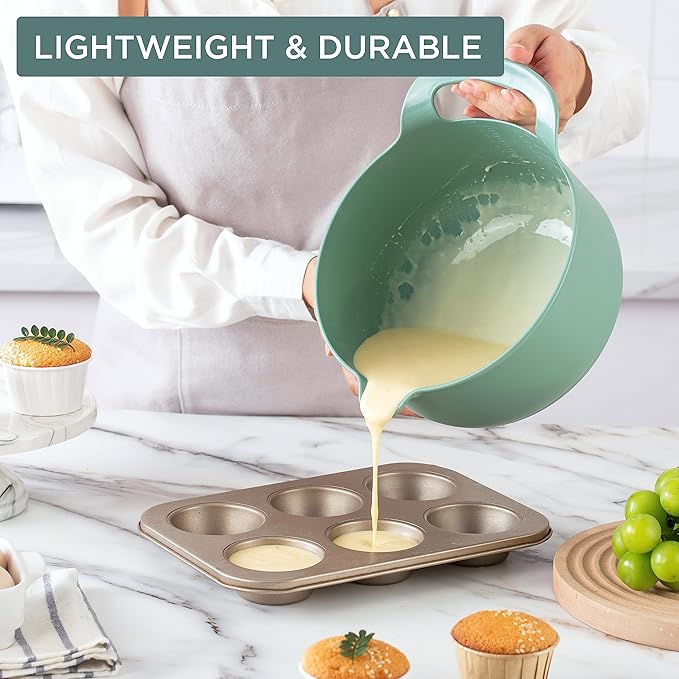 COOK WITH COLOR Nesting Plastic Mixing Bowl Set with Pour Spouts and Handles, Sage, 4 Piece Non-Slip