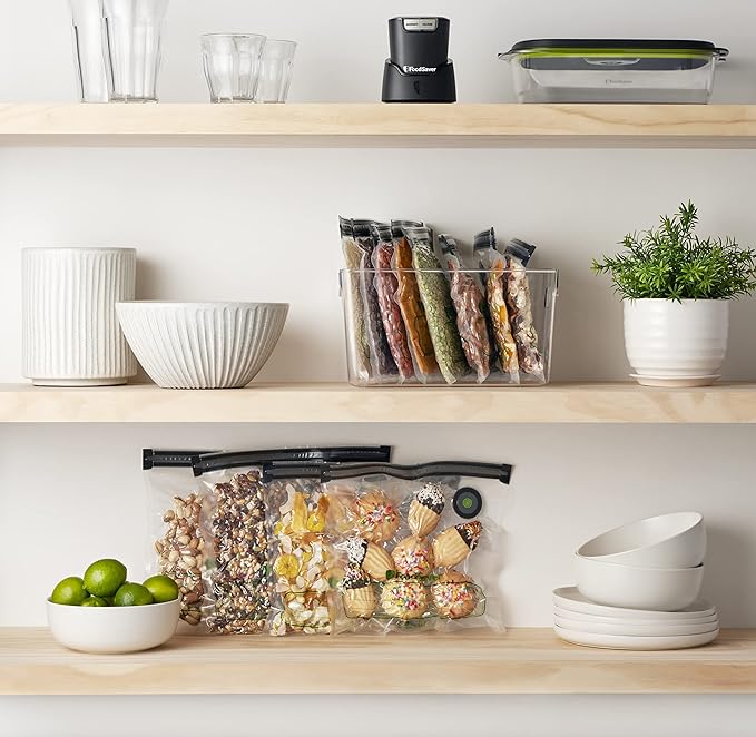FOODSAVER Reusable Vacuum Zipper Bags, Quart | For Handheld Vacuum Sealers | 10 Count, Pack of 4