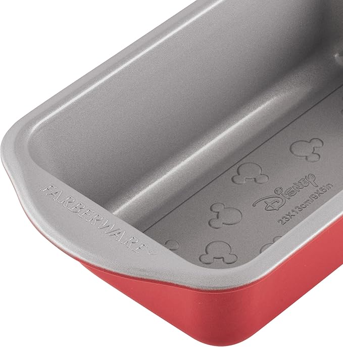 Farberware Disney Bake with Mickey Mouse Nonstick Bakeware Set/Baking Pans with Disney Home Oven Mitts, Cookie Pans, Muffin/Cupcake and Loaf Pan, 6 Piece Non Stick Bakeware Set - Red
