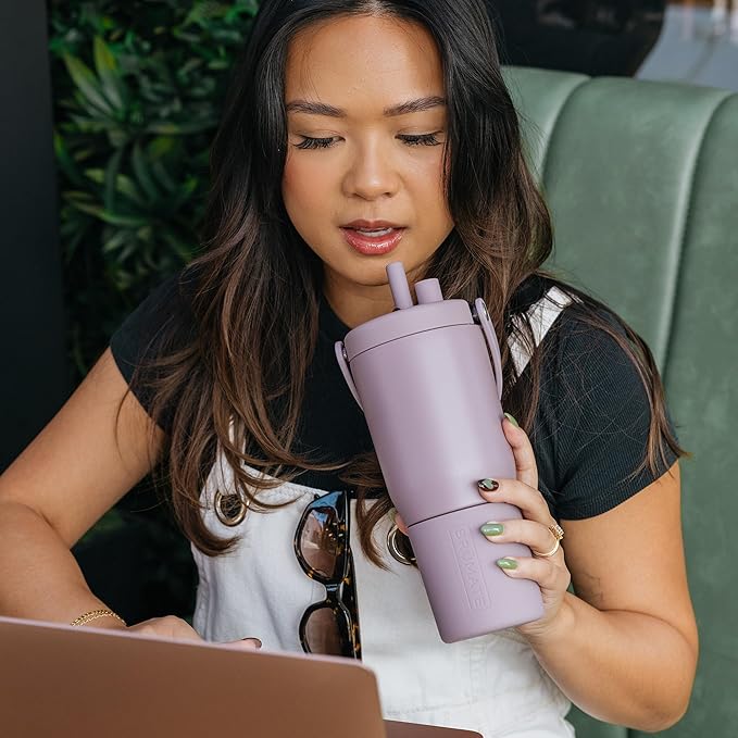 BrüMate Resa 25oz 100% Leakproof Tumbler w/Handle & Straw | Flexible SoftSip Straw | Silicone Sleeve for Durability | Stainless Steel | Cup Holder & Travel Friendly Water Bottle (Nightfall Blue)