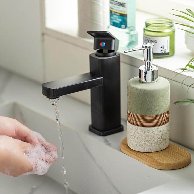 Dish Soap Dispenser for Bathroom, Hand Soap Dispenser with Stainless Steel Pump, Includes Silicone Funnel, Non-Slip Lotion Dispenser, Matte Finish, Kitchen Decor