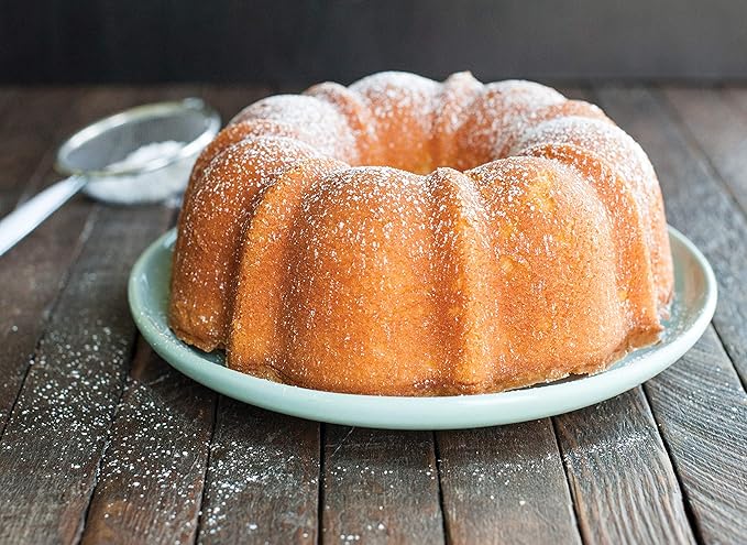 Nordic Ware Formed Treat Bundt Pan, 12-Cup, Silver