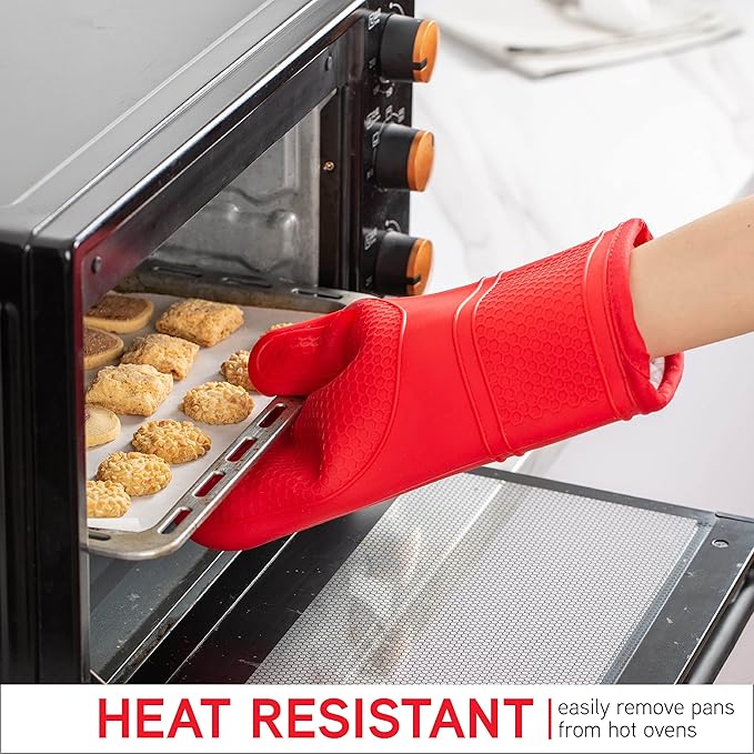 COOK WITH COLOR Silicone Oven Mitts- Heat Resistant Gloves with Soft Quilted Lining Oven Mitt Pot Holders for Cooking and BBQ, Red, Mitt Set