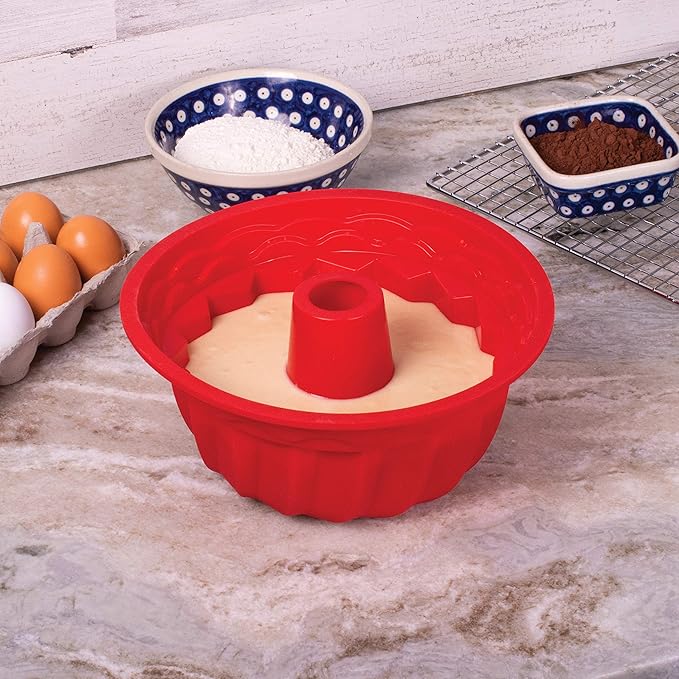 Mrs. Anderson's Baking Silicone Fluted Cake Pan for 9-Inch Cakes, Non-Stick European-Grade Silicone