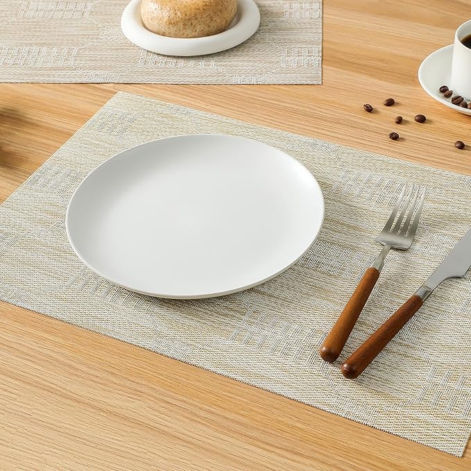 Leetaltree Wheat Placemats Set of 6 - Heat Resistant Non-Slip Place mats for Dining Table, Washable Durable PVC Vinyl Woven Table Mats（Wheat, 6）