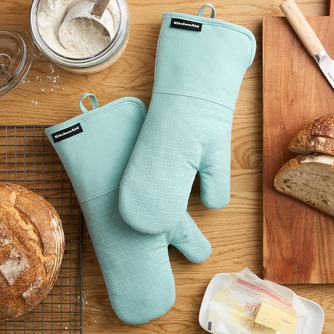 KITCHENAID Gourmet Series Gridlines Oven Mitts 2-Pack Set, Heat Resistant up to 600°F, Soft Silicone Grip, Magnetic Cuff, Mineral Water Aqua, 7"x14"